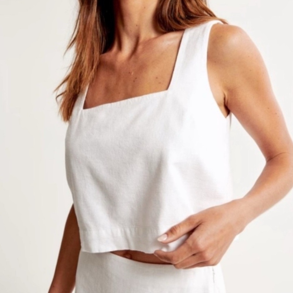 Abercrombie & Fitch Cropped Linen Square Neck Tank